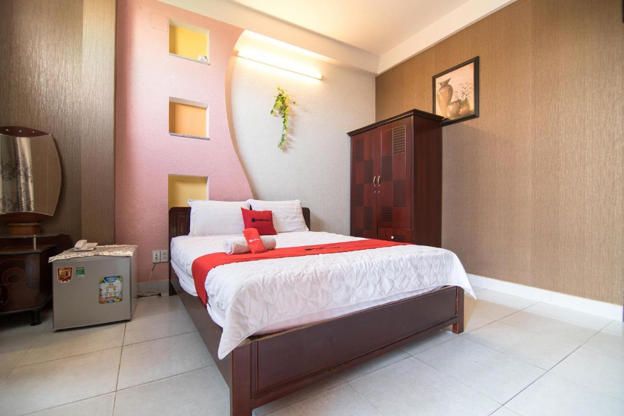 Reddoorz Plus Near Aeon Mall Tan Phu 2 Ho Chi Minh City Exterior photo