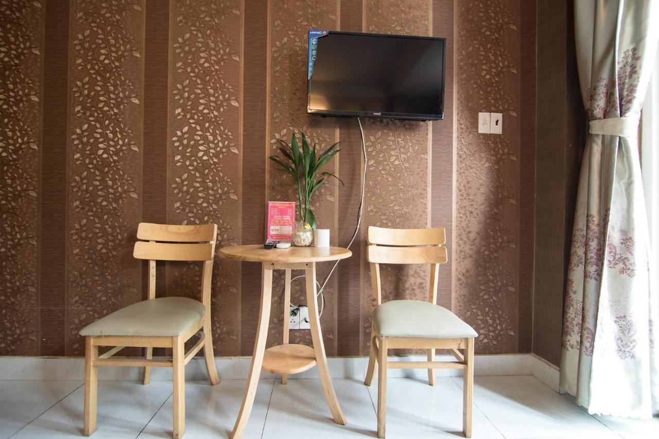 Reddoorz Plus Near Aeon Mall Tan Phu 2 Ho Chi Minh City Exterior photo